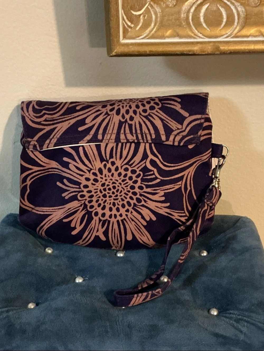 Sak Saum For Freedom Wristlet Deep Purple Tan Silkscreen Floral Print 5.5x7 EUC